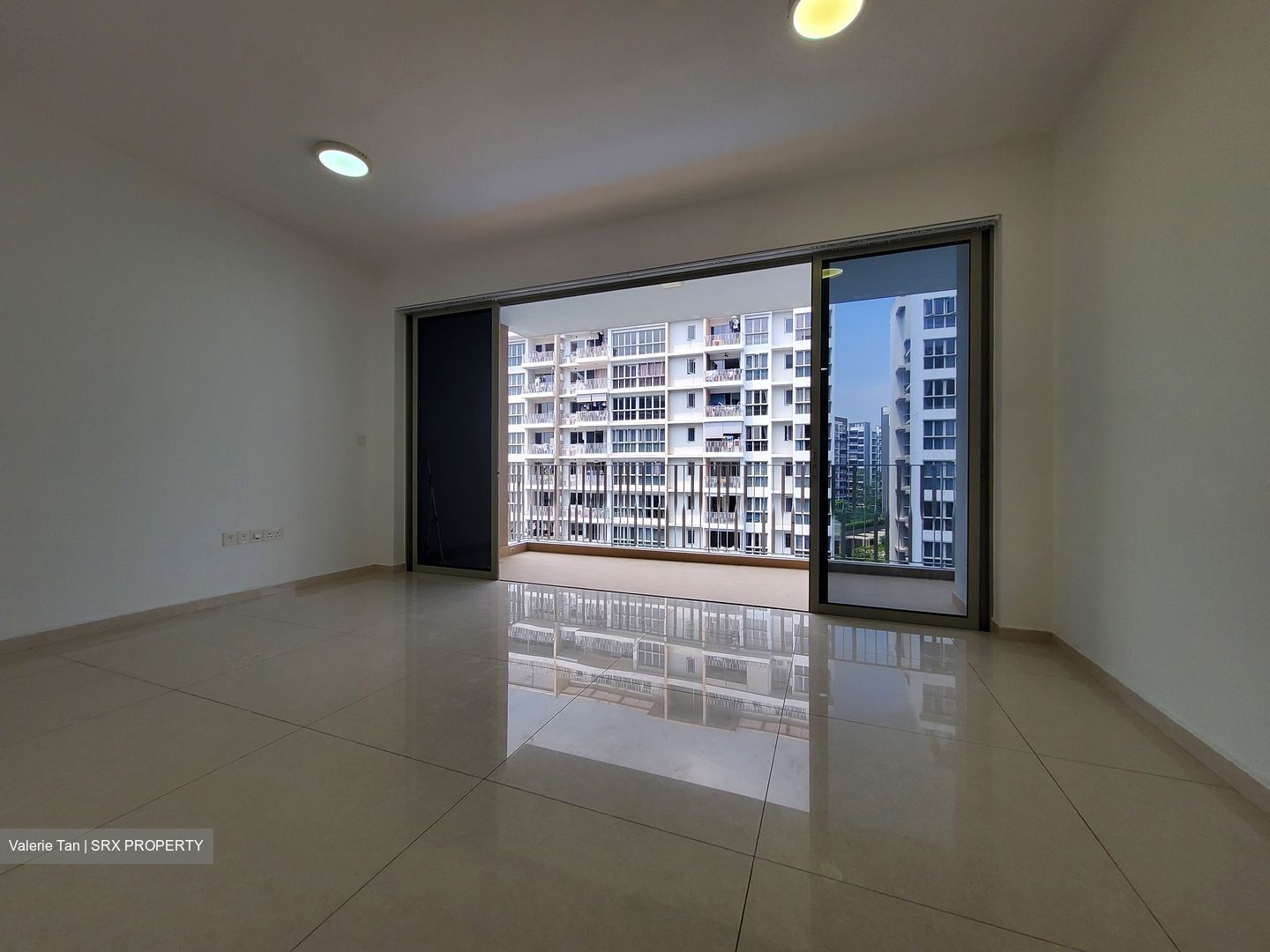 Sea Esta (D18), Condominium #356843011